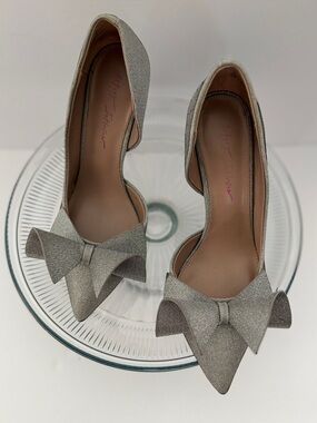 Betsey Johnson Silver Glitter Pointed-Toe D'Orsay Bow Pumps